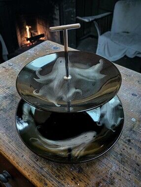 Spooky 2-Tier Tray Set